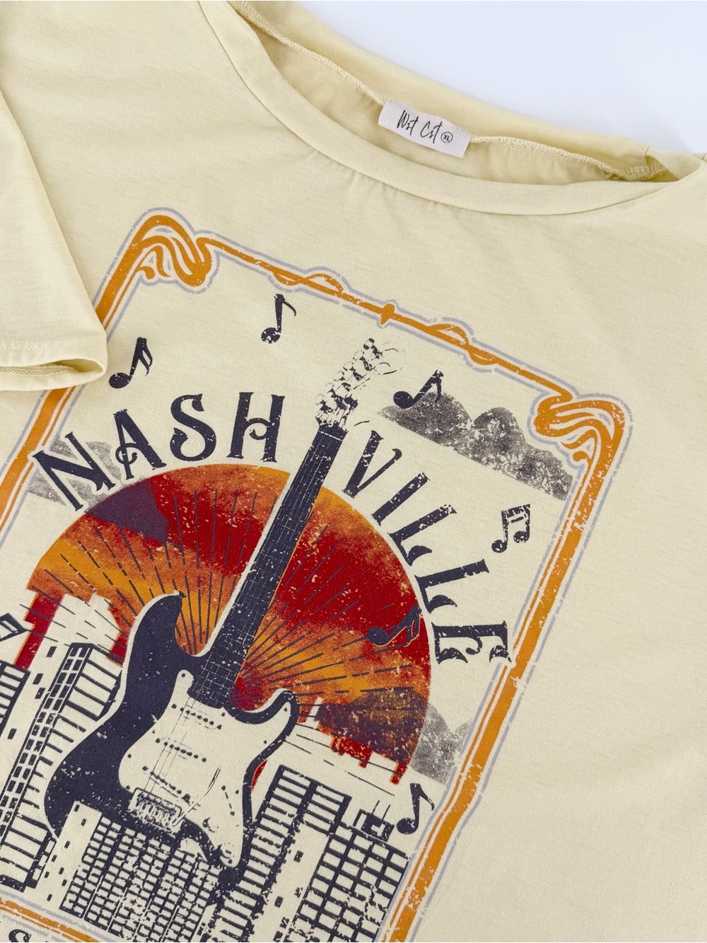 Altar'd State Wst Cst Nashville Music City Graphic Cropped Tee Cream Yellow XL